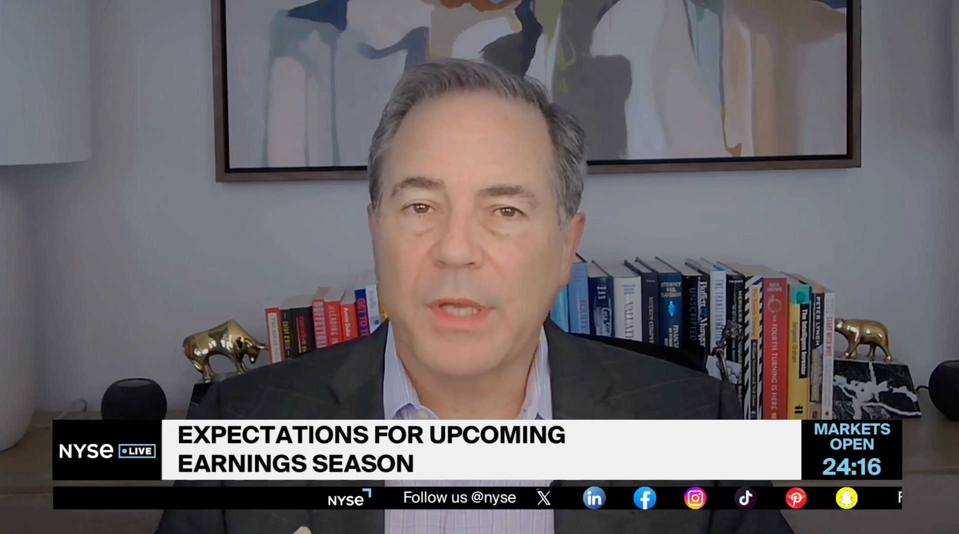 Market expert Chris Versace sets scene for busy week of earnings and economic data